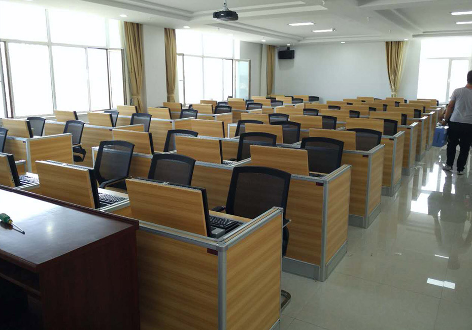 內蒙達拉旗政服務中心升降屏風培訓室