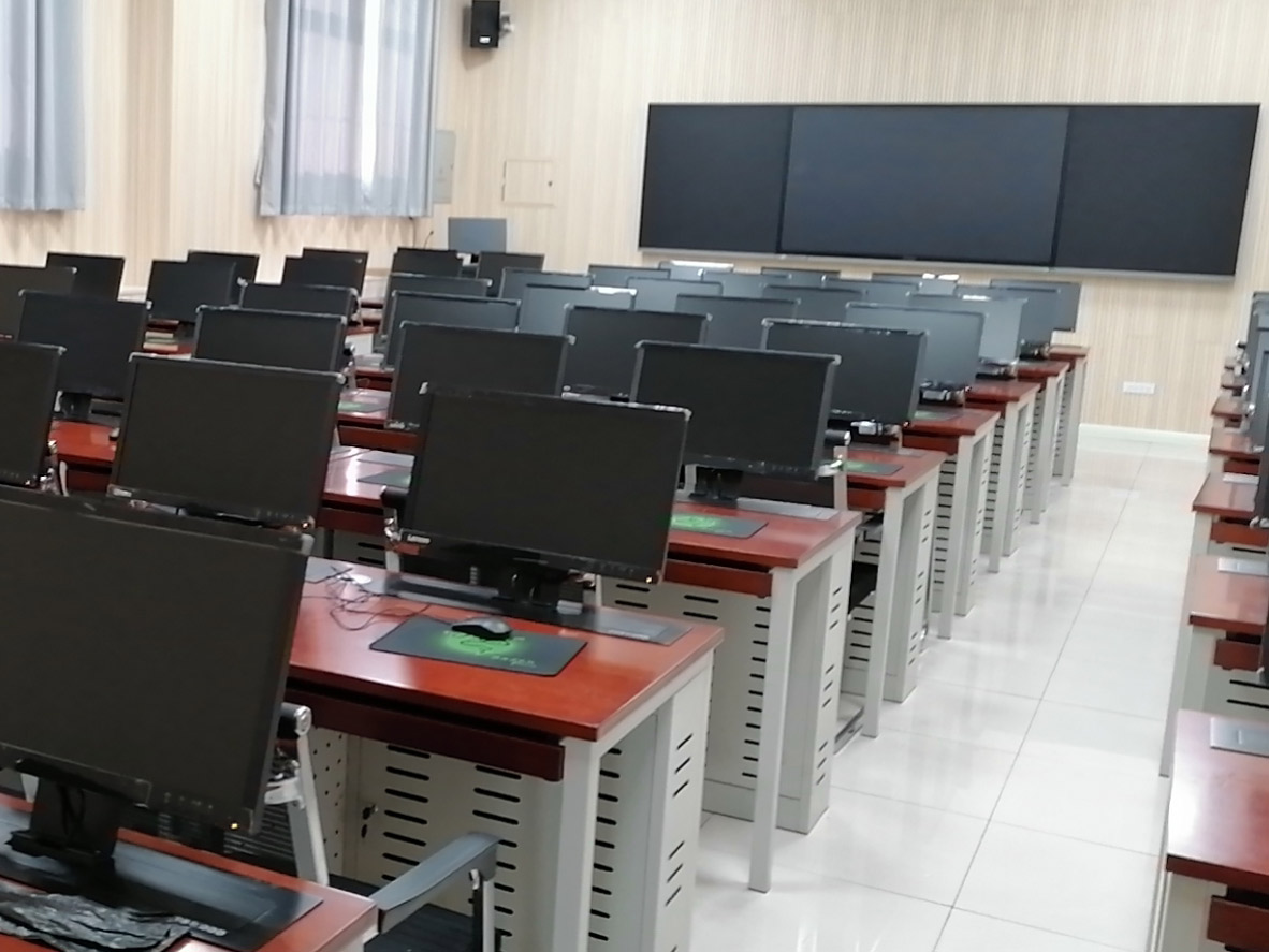 內(nèi)蒙古烏海西某培訓中心多媒體教室